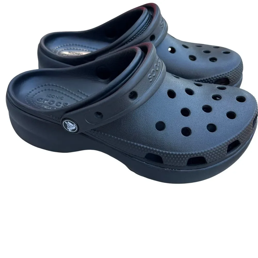CROCS Women’s CLASSIC Platform Clog Black US size 7 Clogs Slides